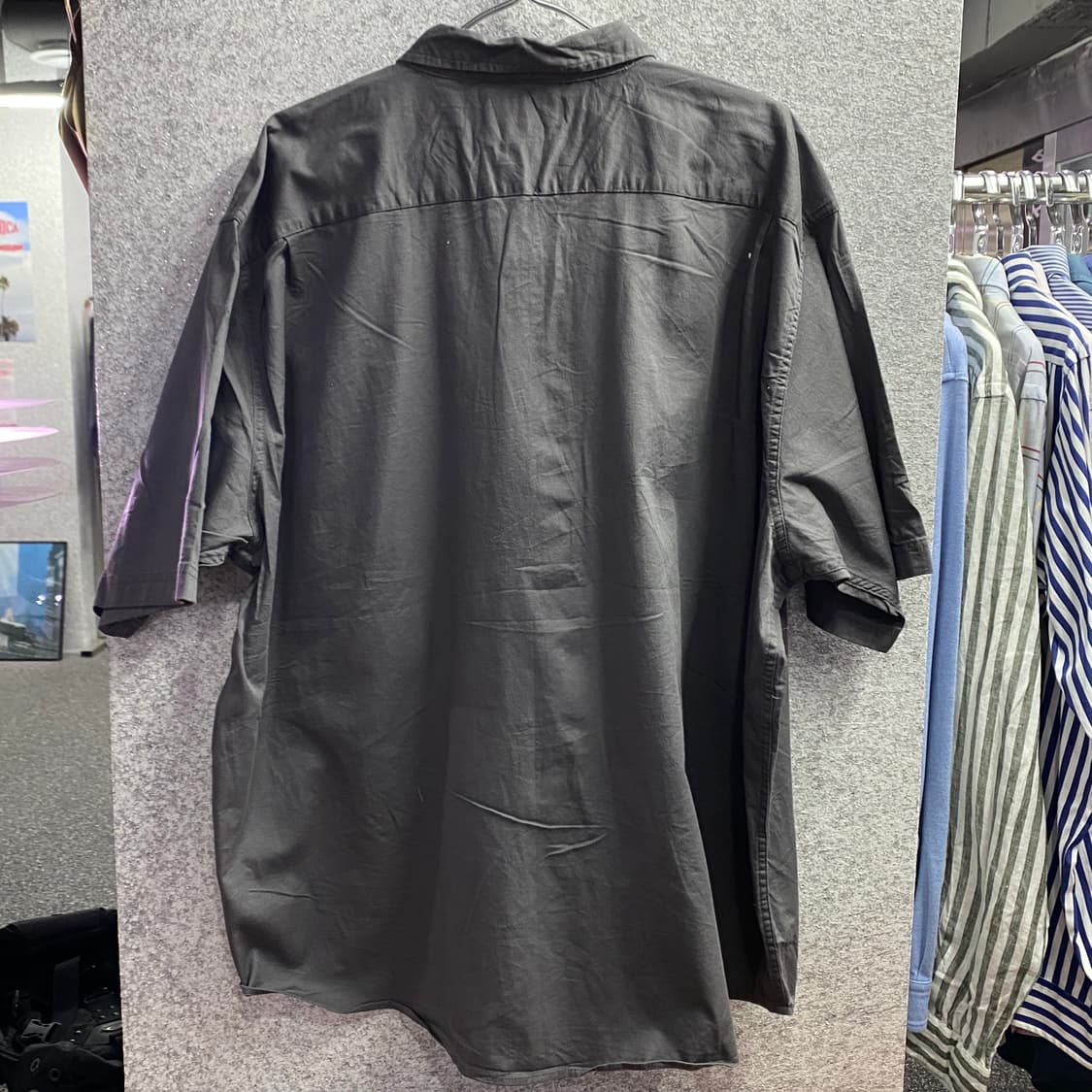 칼하트 투포켓 그레이 반팔 셔츠 B4420 상품이미지4