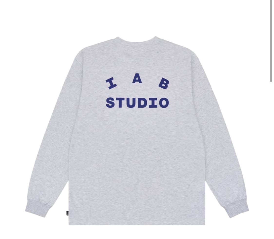 아이앱 스튜디오 롱슬리브 상품이미지1