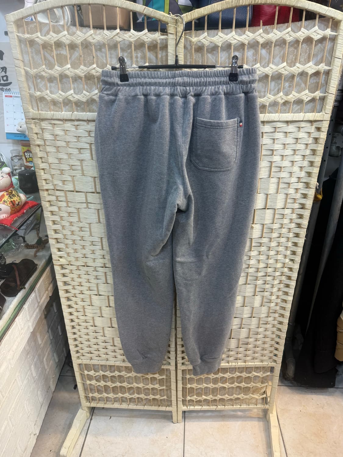 32-33 정품 몽클레어 조거팬츠 팝니다 상품이미지8