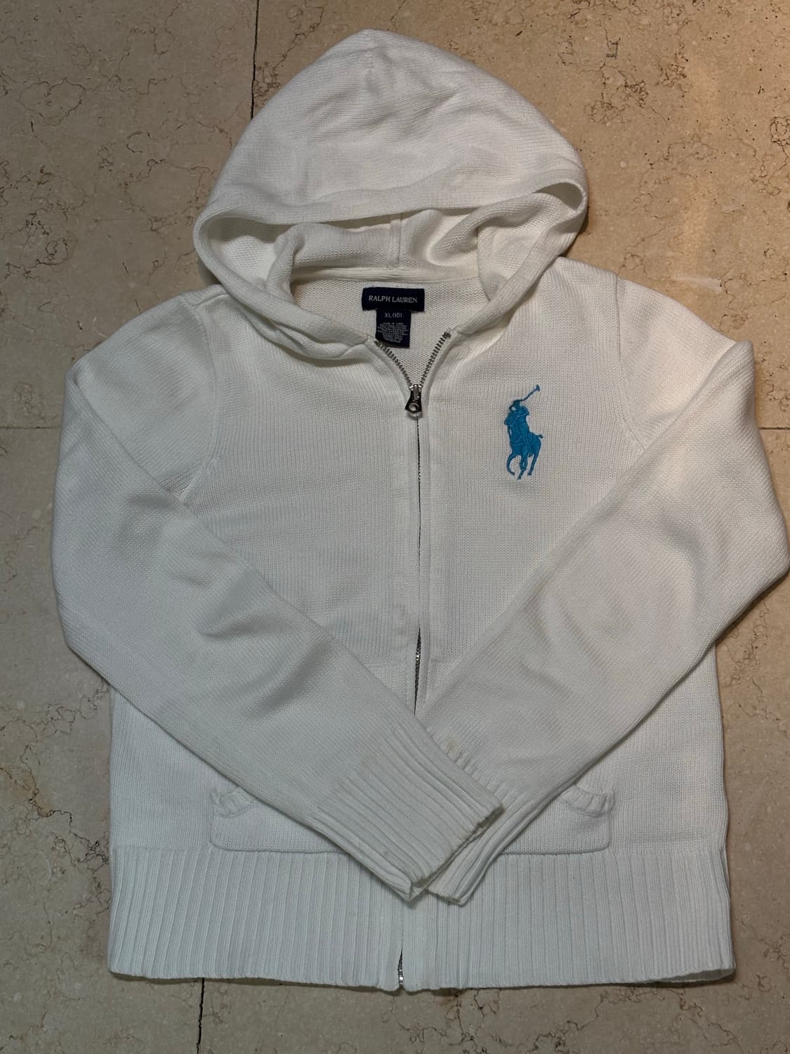 폴로 랄프로렌 블루 빅포니 화이트 니트 후드집업-착샷 잇시요 상품이미지2