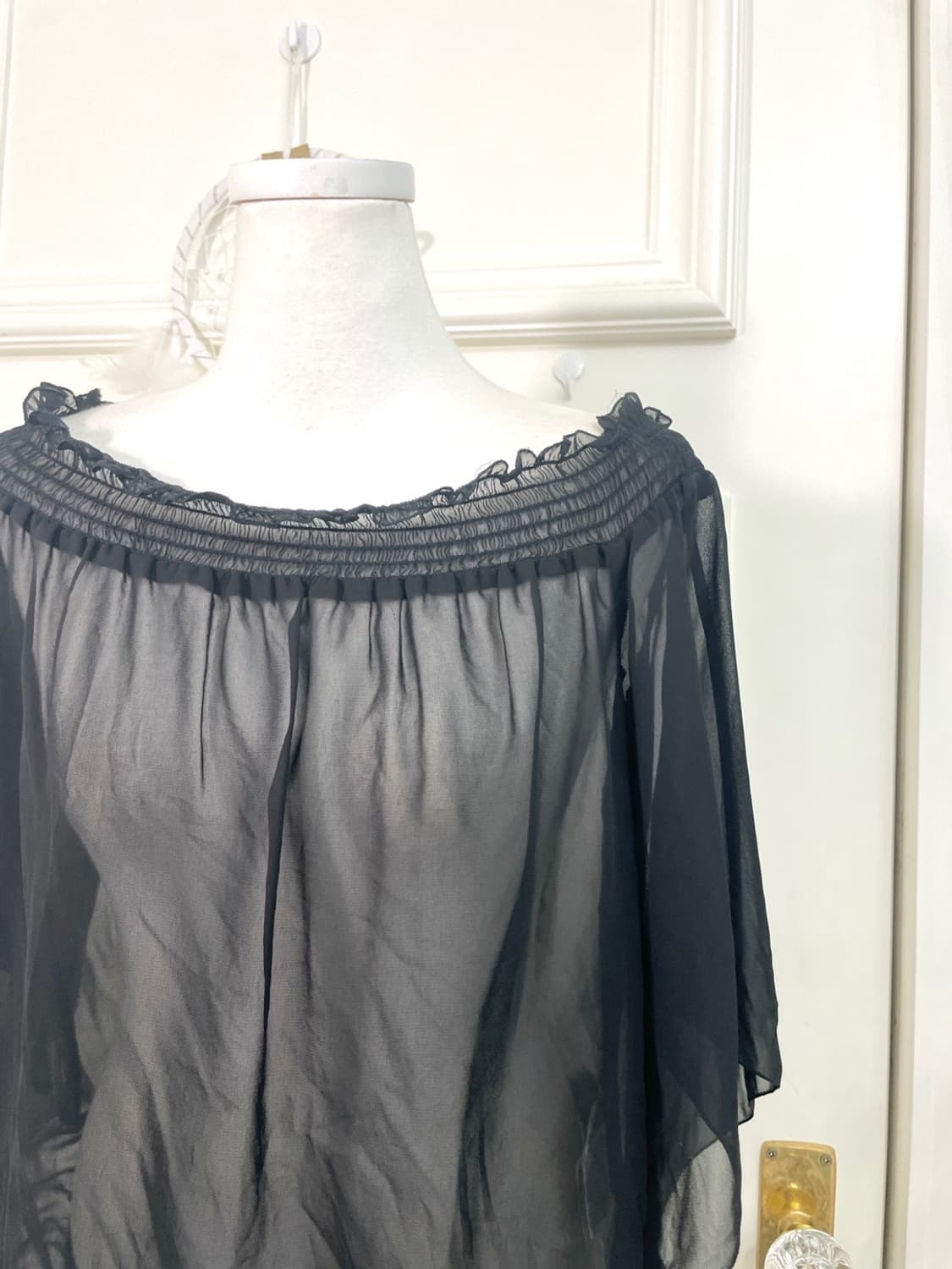 black chiffon side bow off-shoulder blou 상품이미지6