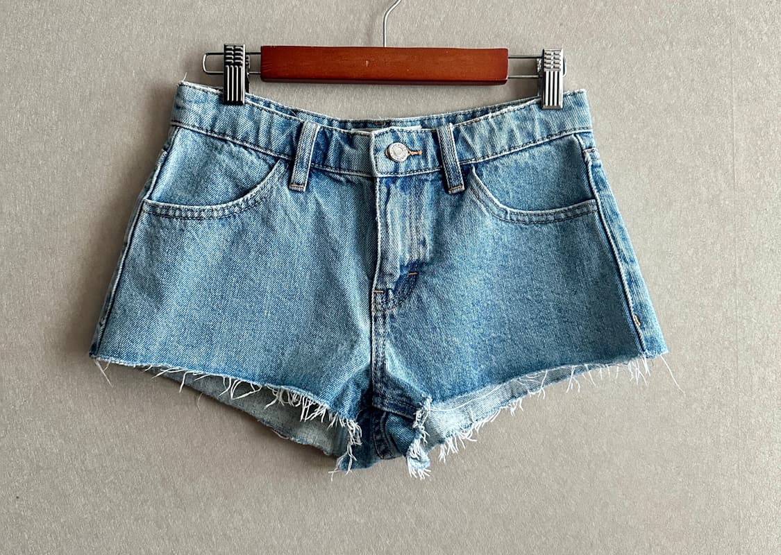 탑샵 로우라이즈 데님쇼츠  상품이미지2