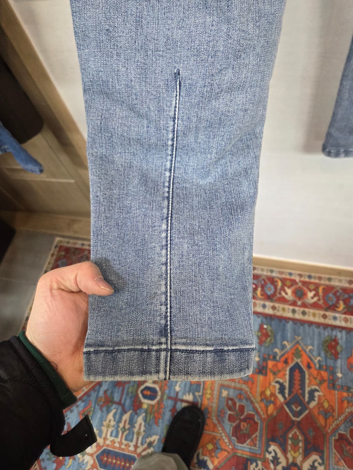 Series 절개 페인팅 데님 밴딩팬츠 76사이즈 m 상품이미지3