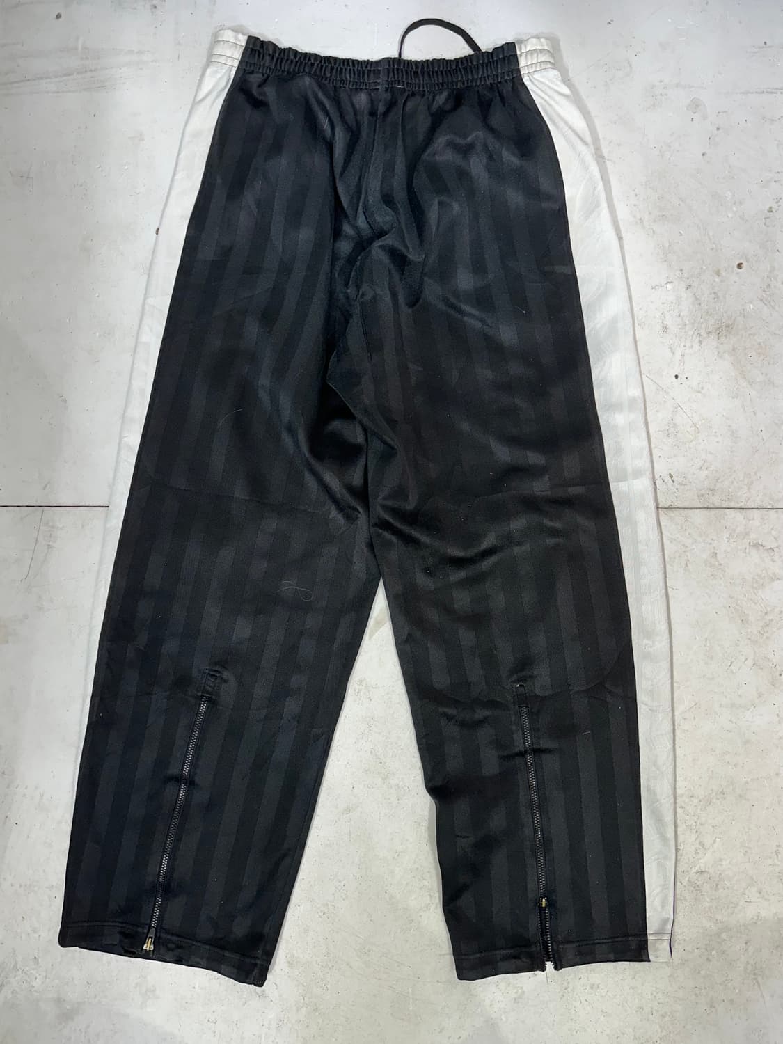 푸마 블랙 화이트 사이드 라인 와이드 팬츠 L 상품이미지5