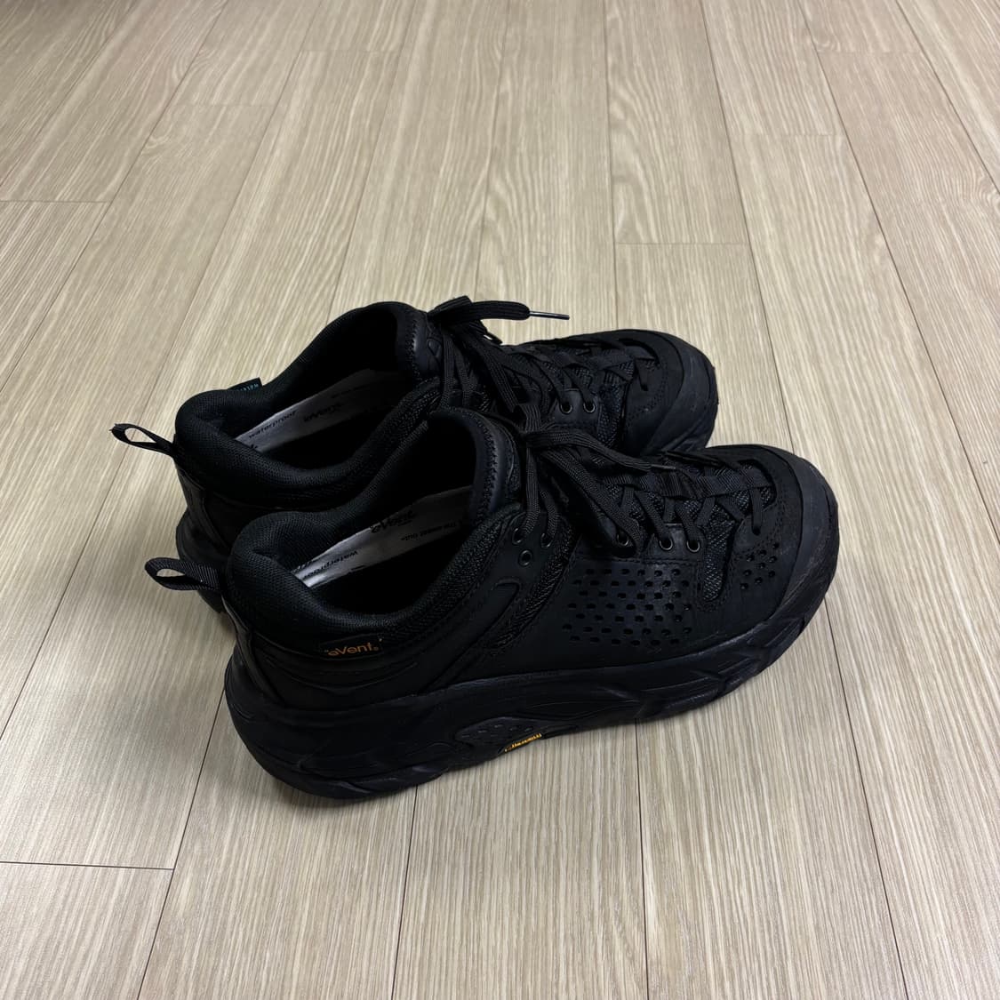 호카 토르 울트라 로우 260 사이즈 판매합니다. 상품이미지4