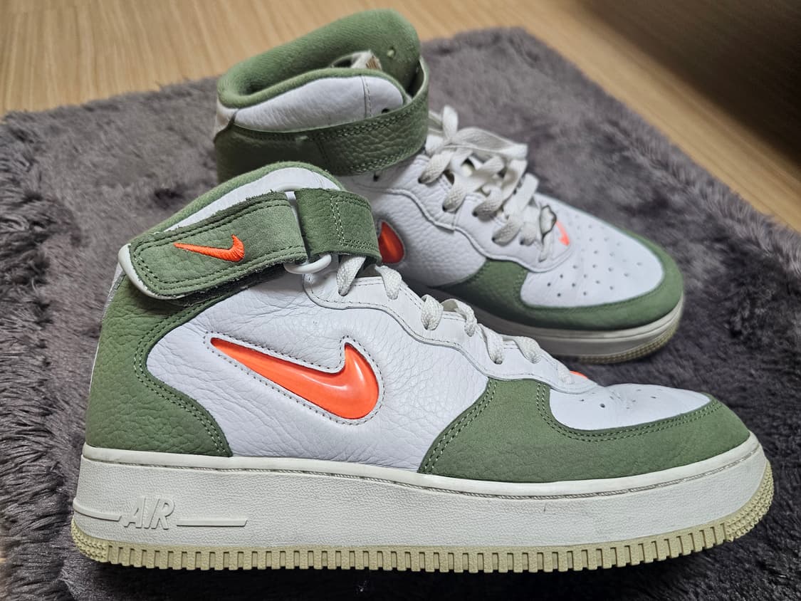 나이키 에어포스1 미드 270 상품이미지2