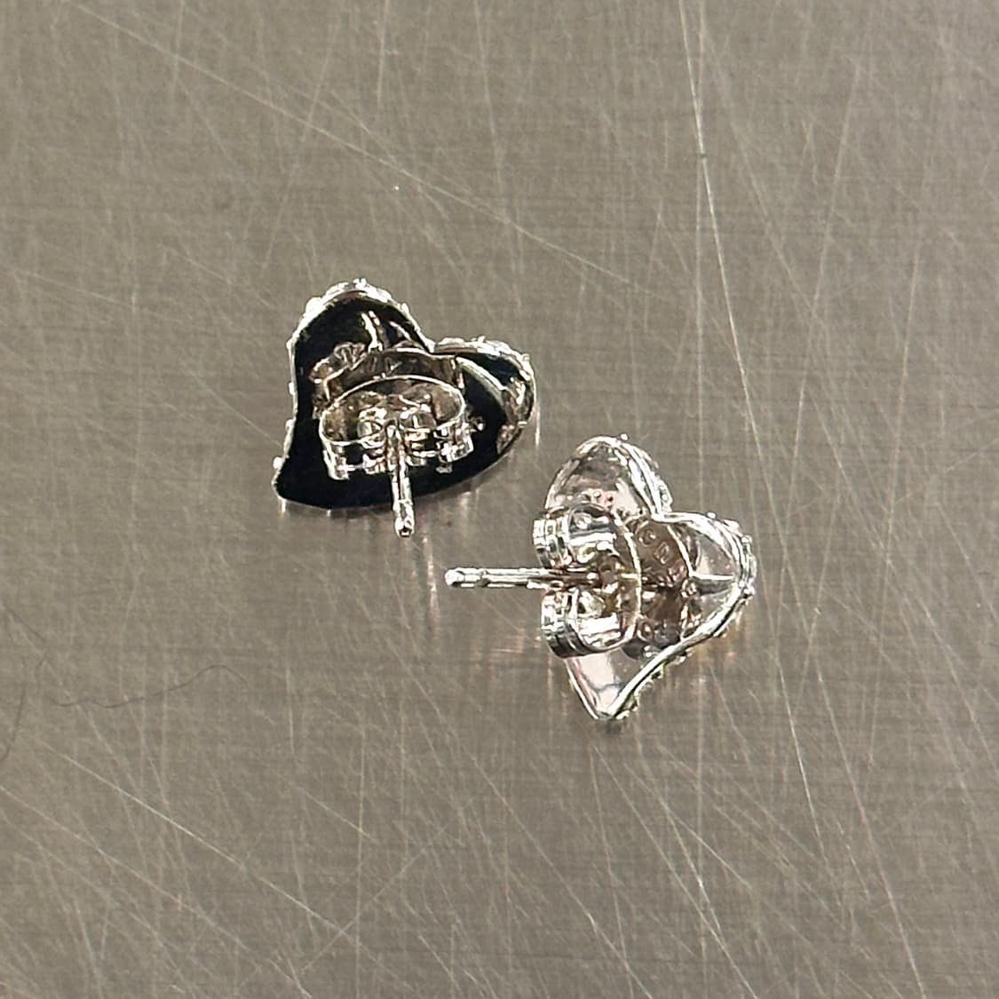 비비안웨스트우드 골드 하트 큐빅 귀걸이 상품이미지4