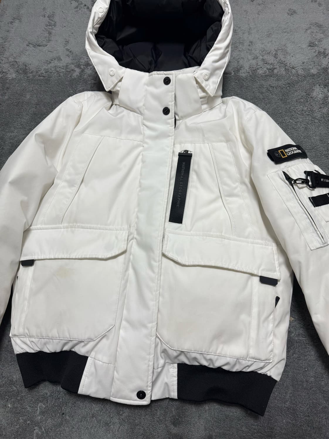 내셔널지오그래픽 타루가 패딩 s 상품이미지1