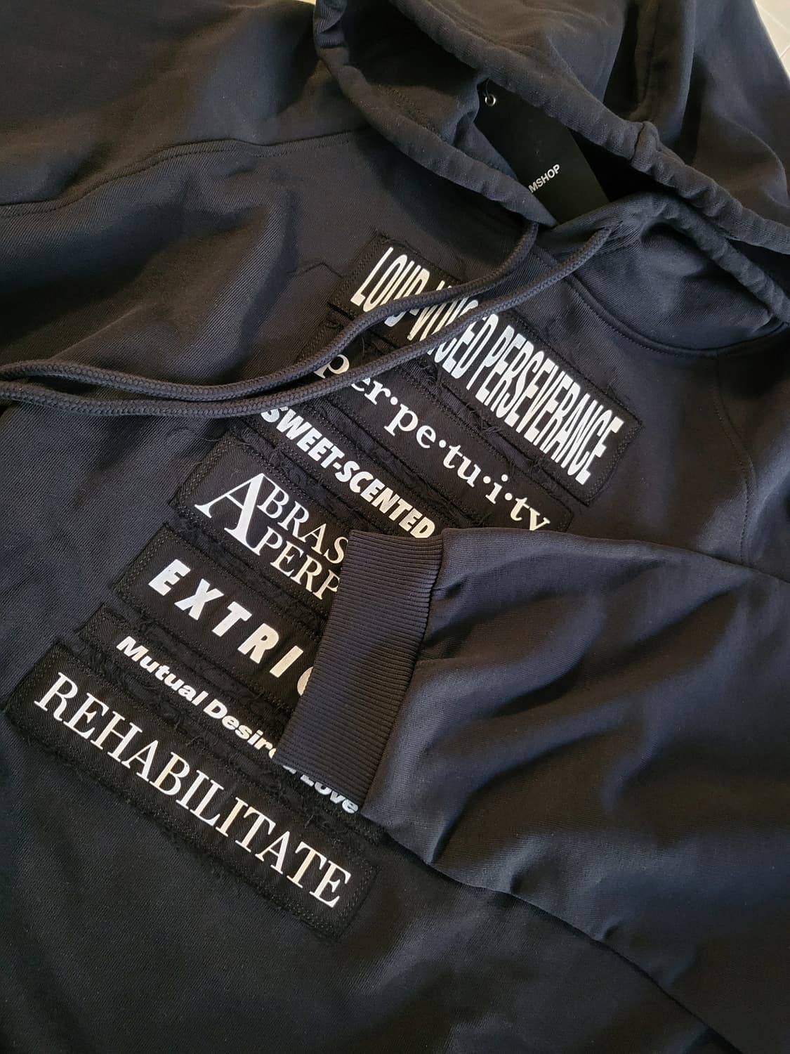 라프시몬스 후드 티셔츠 블랙 상품이미지2