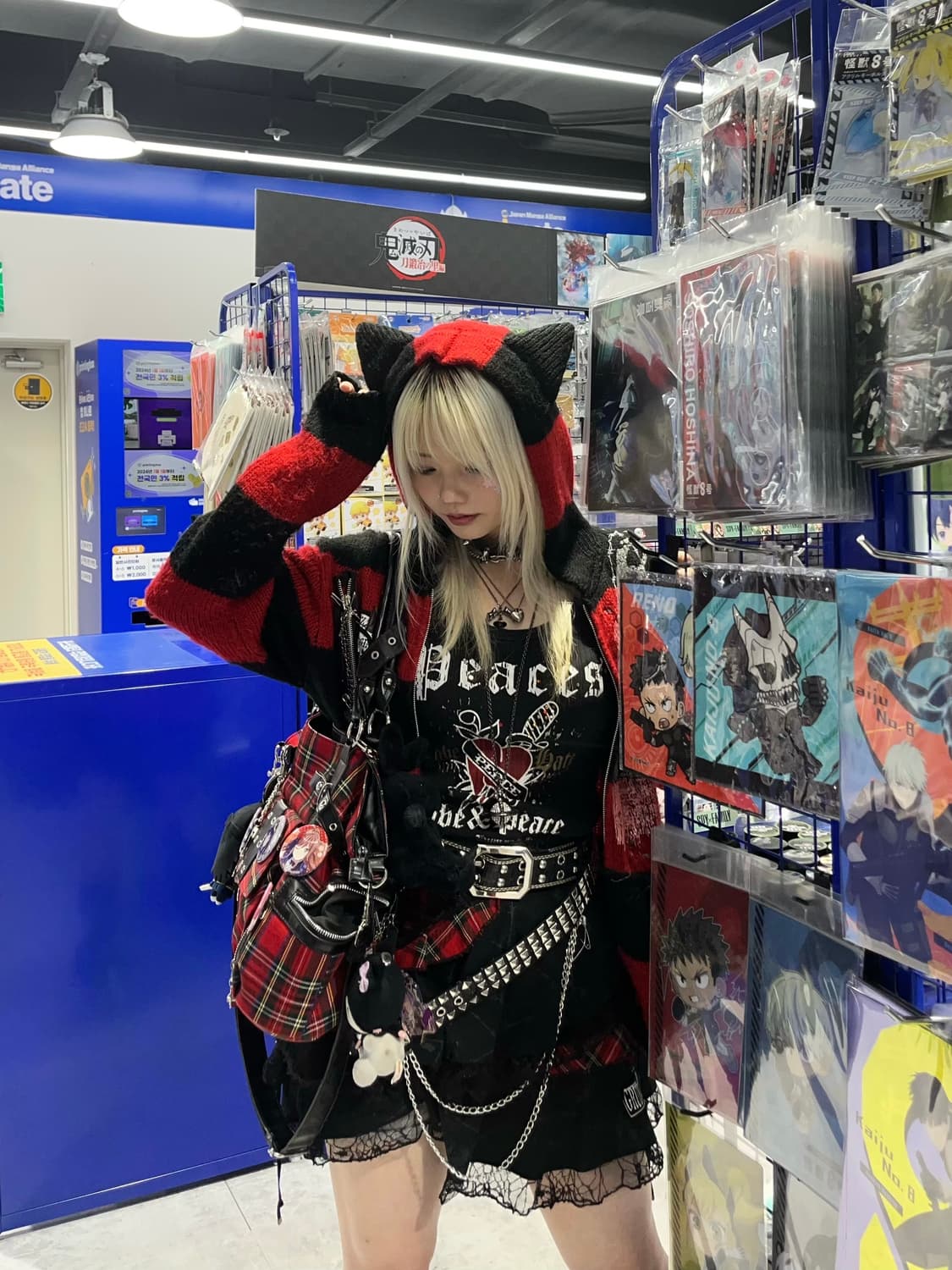 매드펑크 네코미미 스트라이프 니트 후드집업 상품이미지1