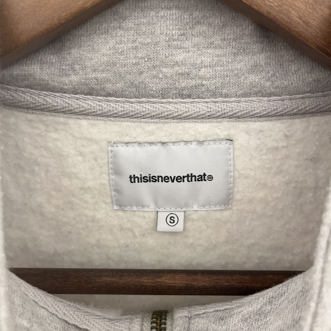 디스이즈네버댓 반집업 기모 스웻셔츠 맨투맨 100 C06366 상품이미지4