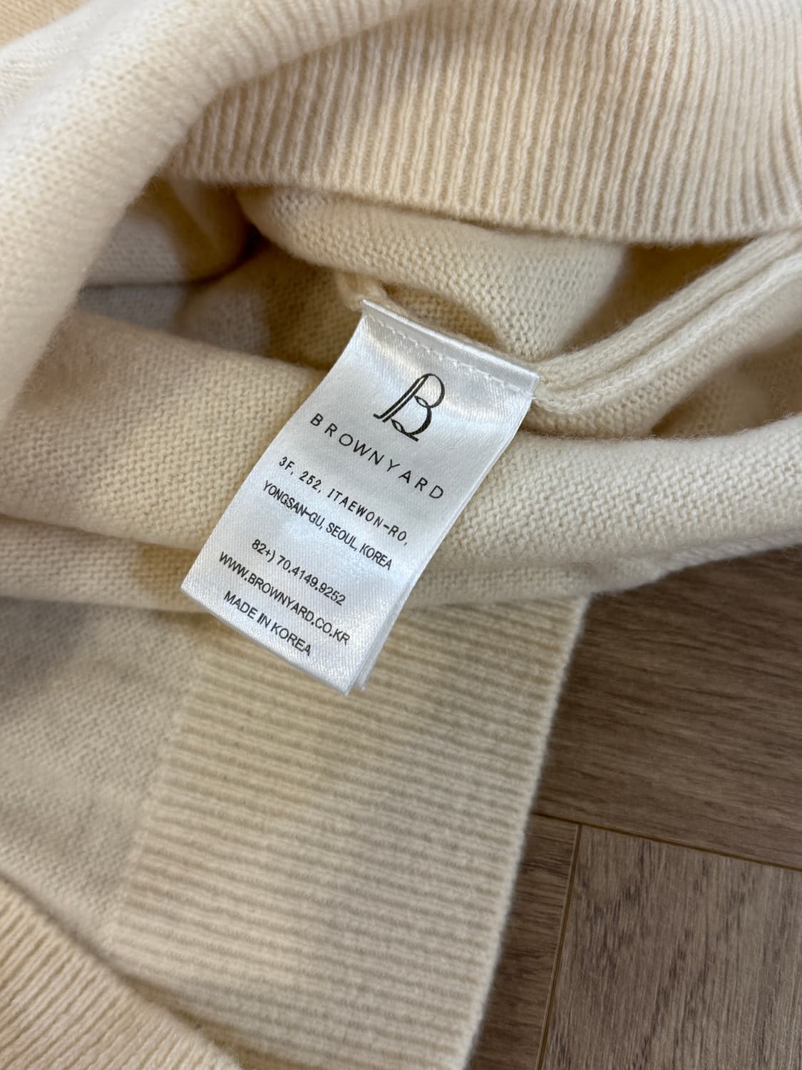 브라운야드 22fw 크루넥 스웨터 니트 - 아이보리 4사이즈 상품이미지6