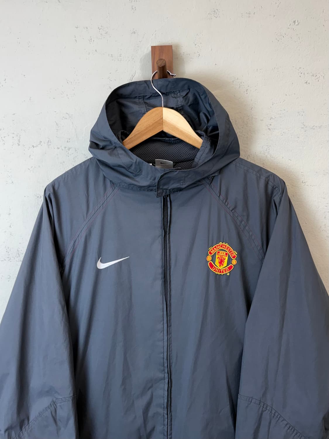 나이키 00s 올드스쿨 보다폰 그레이 바람막이 상품이미지3