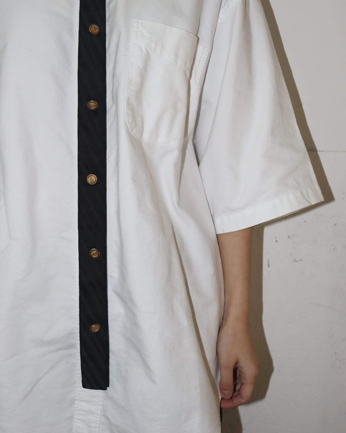 리엔다 스트라이프 디테쳐블 셔츠 카라 상품이미지2