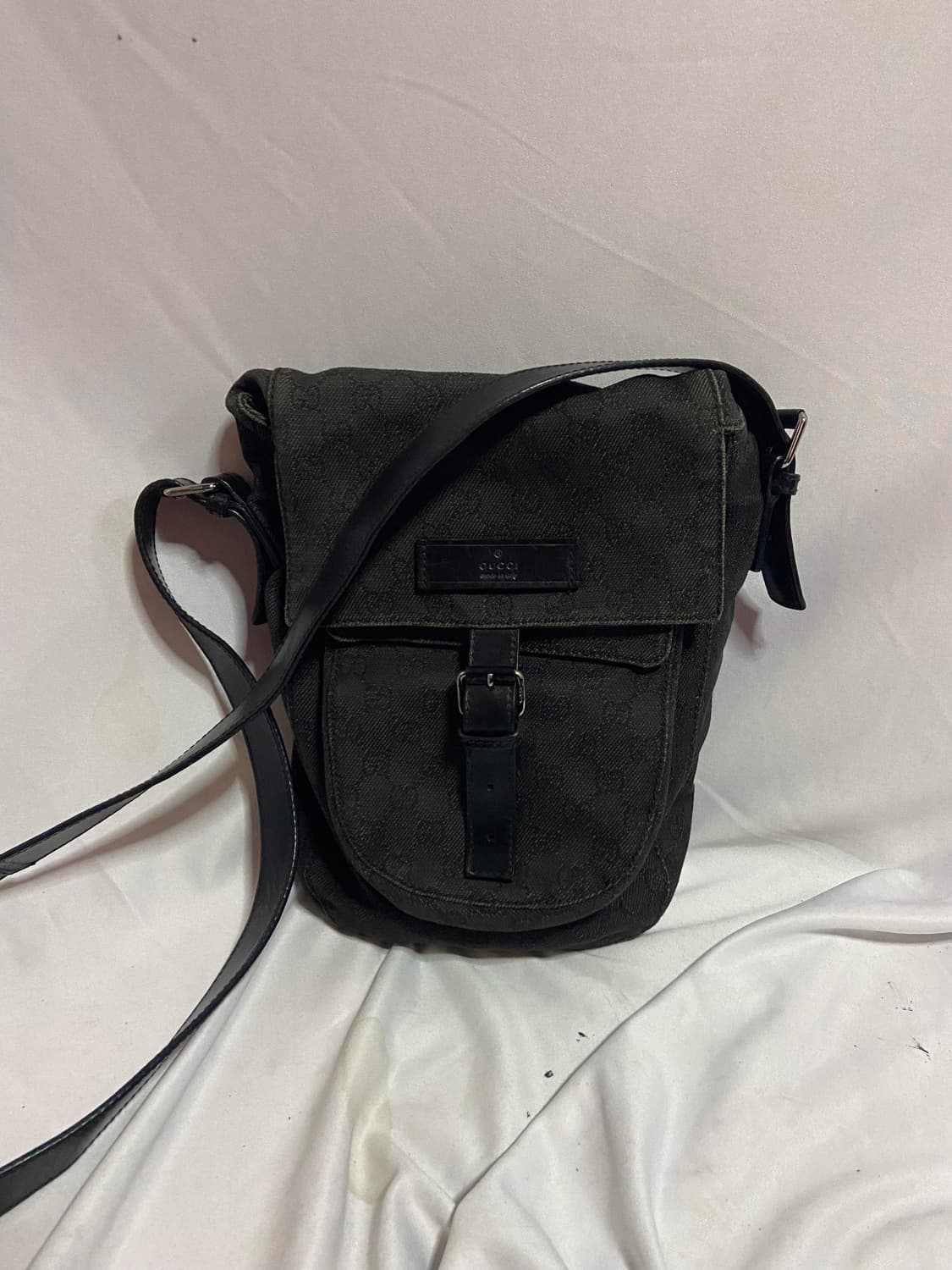 구찌 캔버스 크로스백 상품이미지1