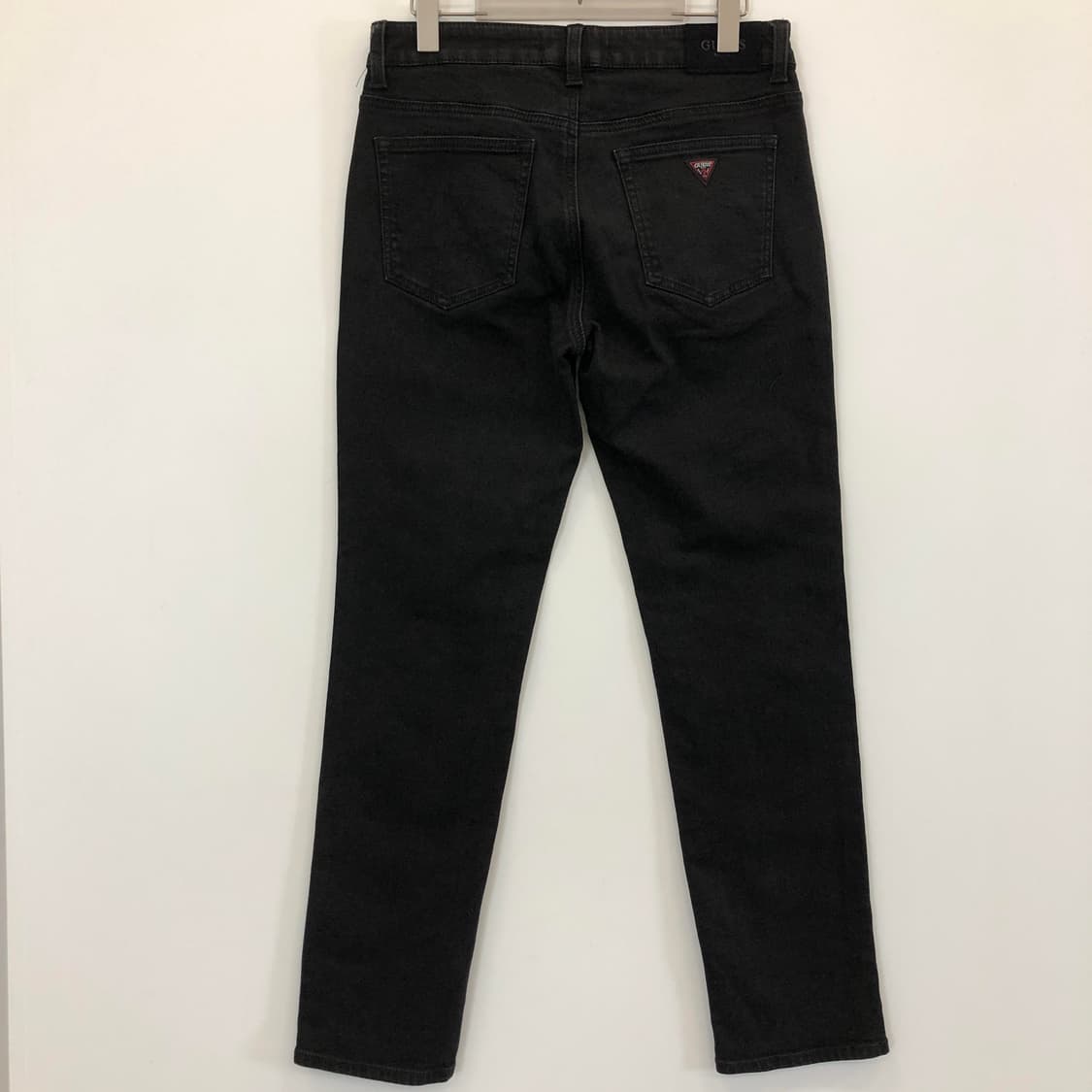 게스 레드패치 블랙진 30 인치 상품이미지3