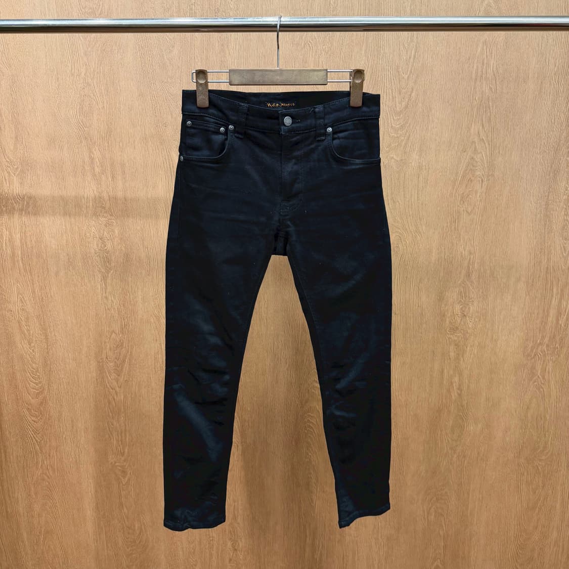 누디진 씬핀 데님 팬츠 5포켓 디테일 스키니핏 드라이 에버 블랙 상품이미지2