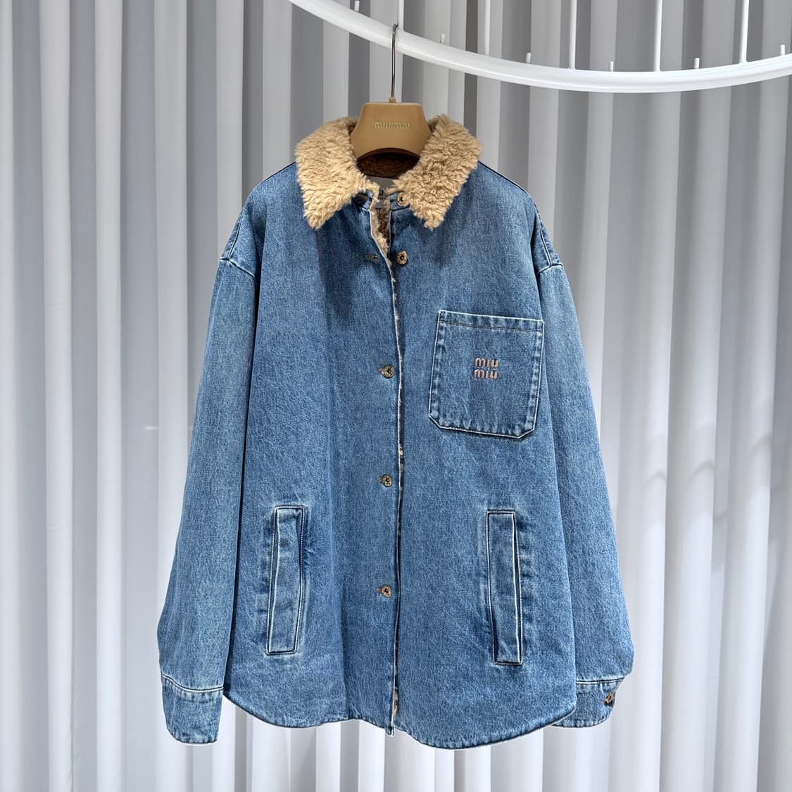 42 / 미우미우 시어링 자수 데님 블루종 자켓 / 남성용 상품이미지1