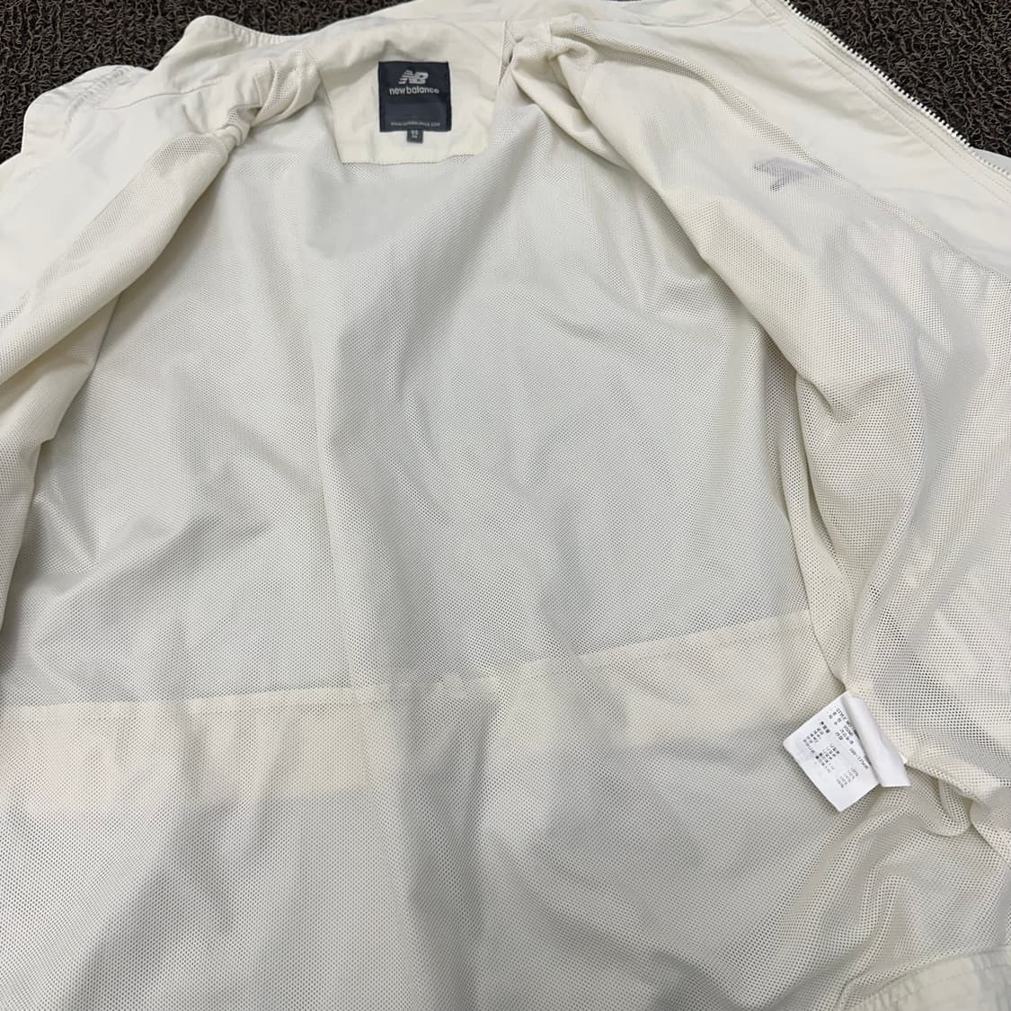 뉴발란스 바람막이 자켓 아이보리 95(M) 상품이미지8