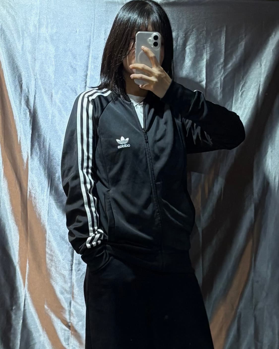 L 아디다스 삼선로고 글로시 나일론 웜업 상품이미지1