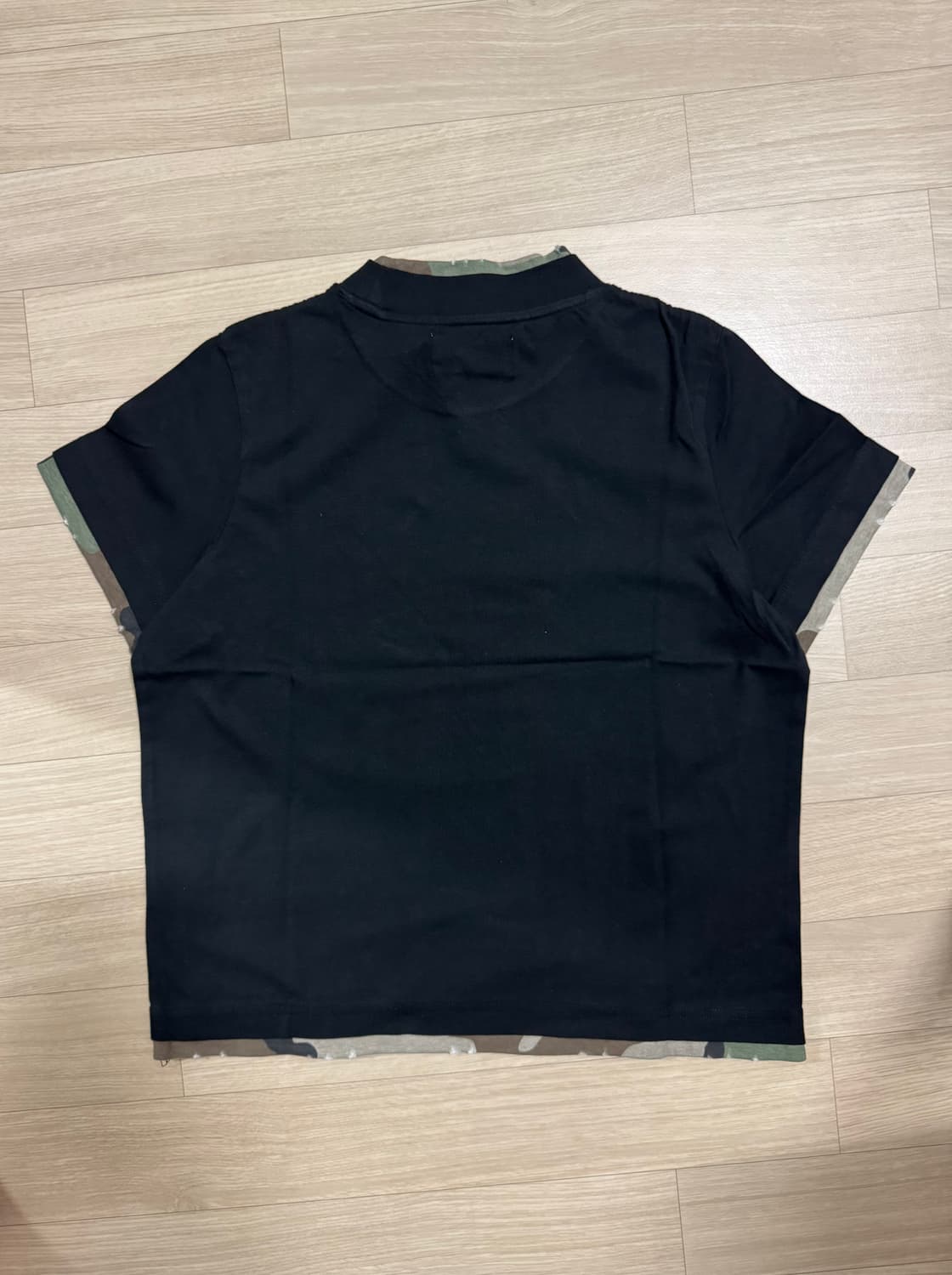 scuffers 카모 블랙 반팔티 팝니다.(Cameo Black Top) 상품이미지2