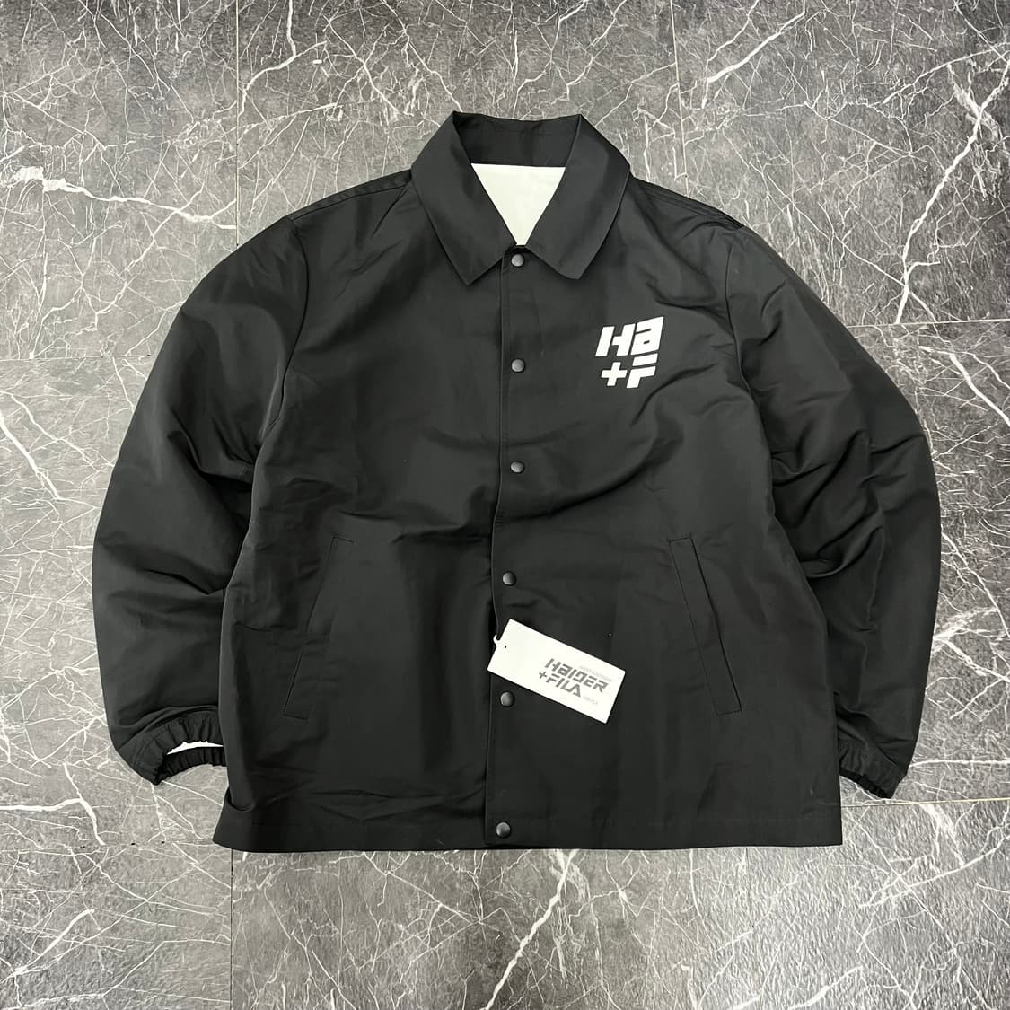 하이더 아커만 x 휠라 마시오 코치 트랙 자켓 상품이미지1