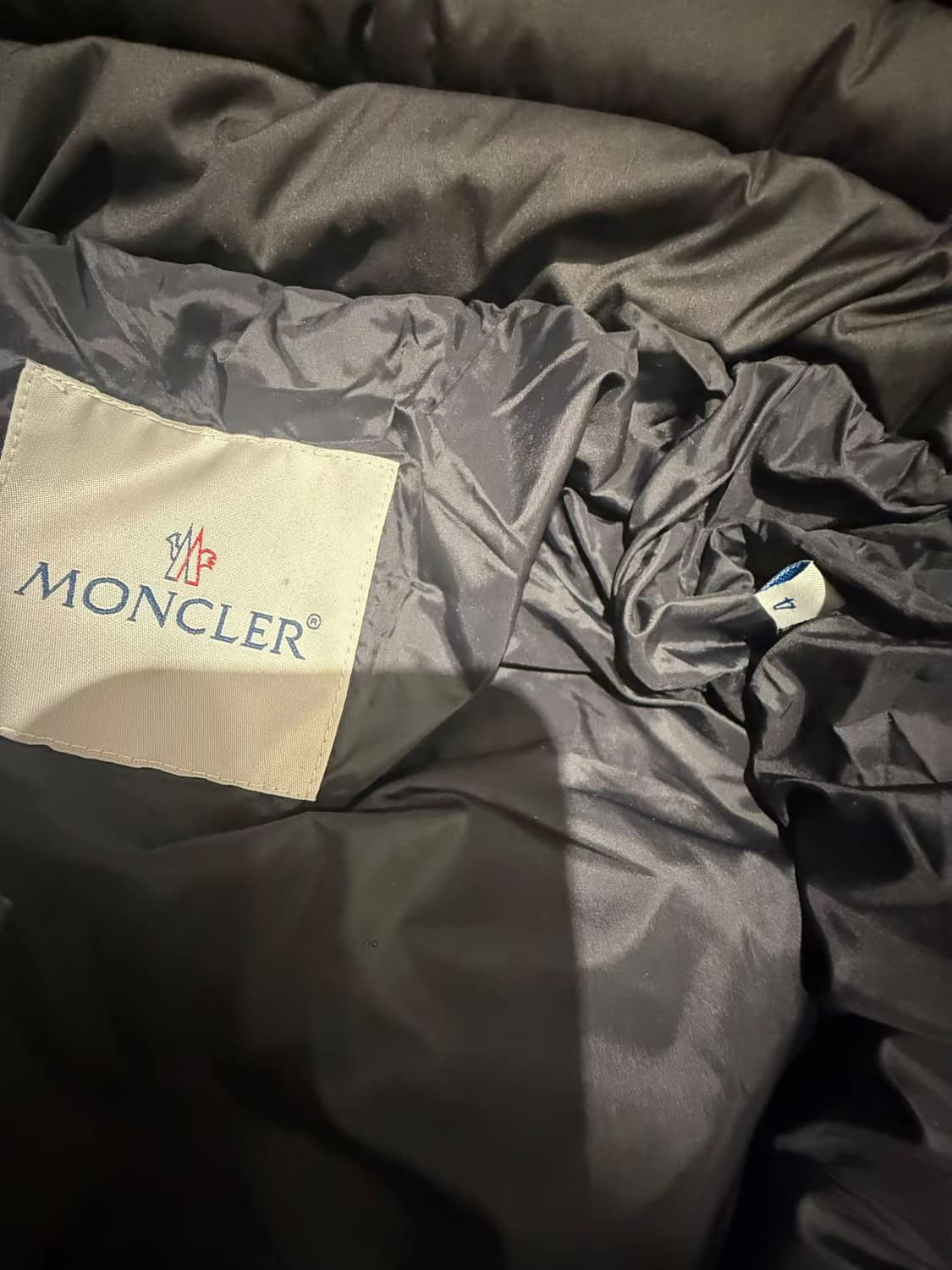 [몽클;레어] 새상품 / 경량패딩 / 4 (약 105 사이즈) 상품이미지3