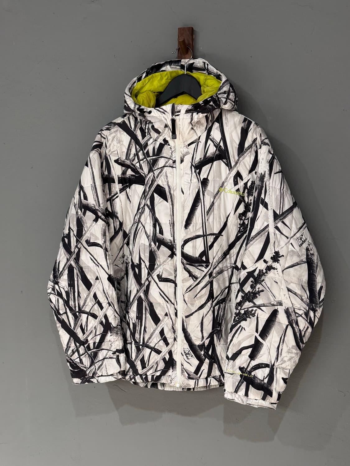 컬럼비아 옴니쉴드 리얼트리 후드 푸퍼자켓  상품이미지1