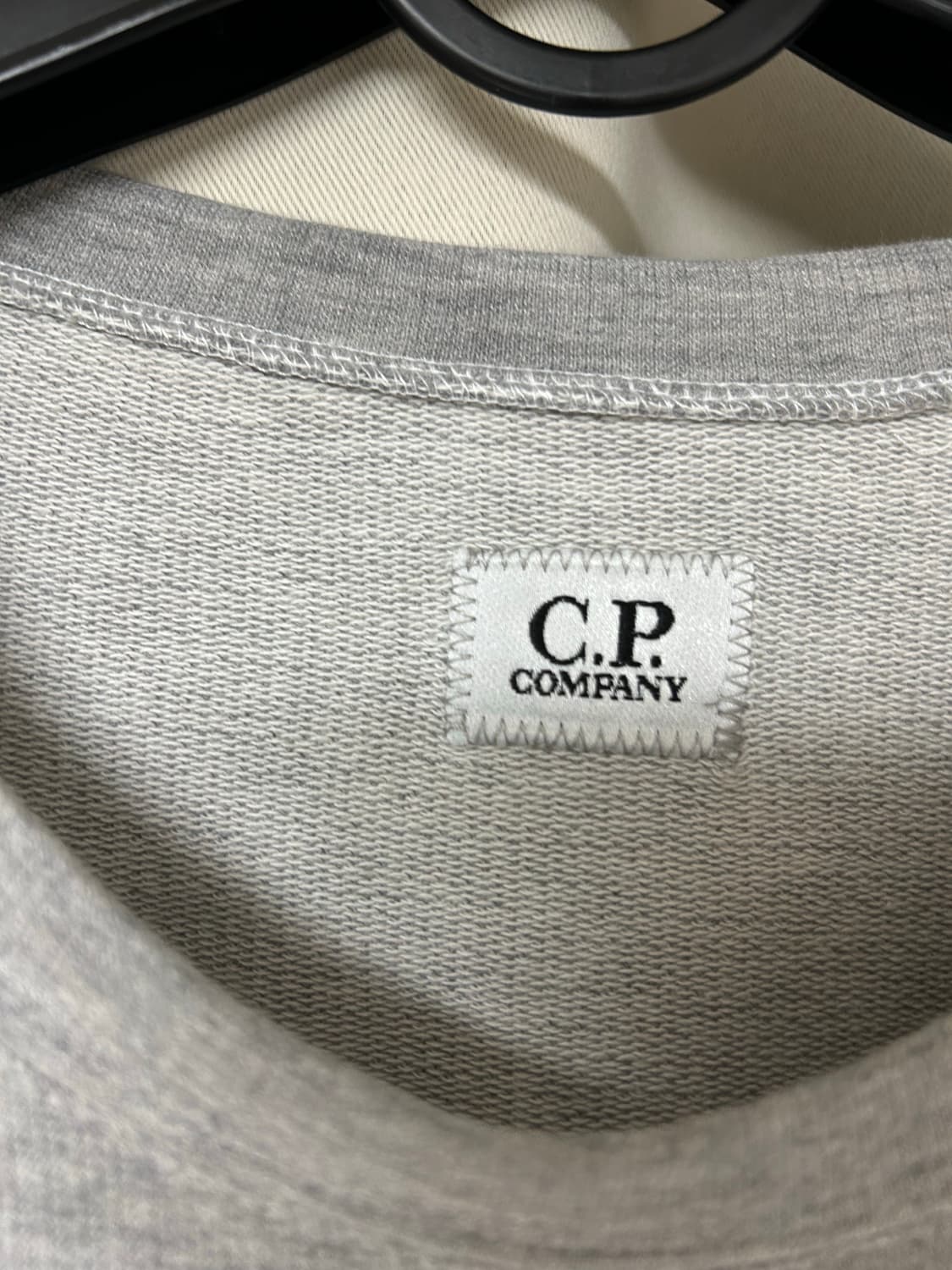 XL)CP컴퍼니 렌즈 맨투맨 상품이미지3