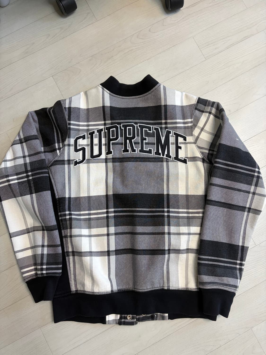 슈프림 플루이드 바시티 자켓 상품이미지1