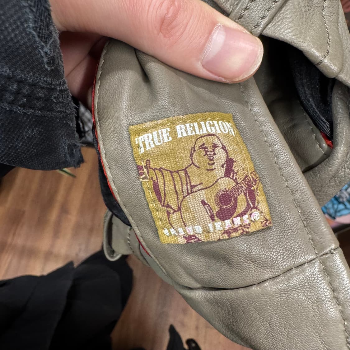 트루릴리전 스터드 레더 라이더 자켓 사이드 성조기 자수 포인트 베이지 상품이미지5