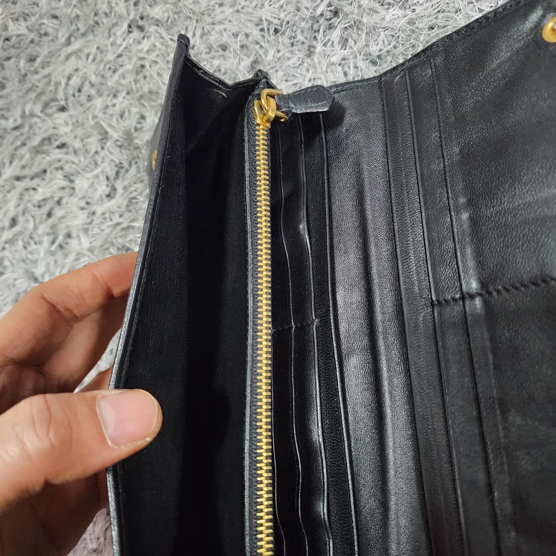 프라다 레더 장지갑 상품이미지4