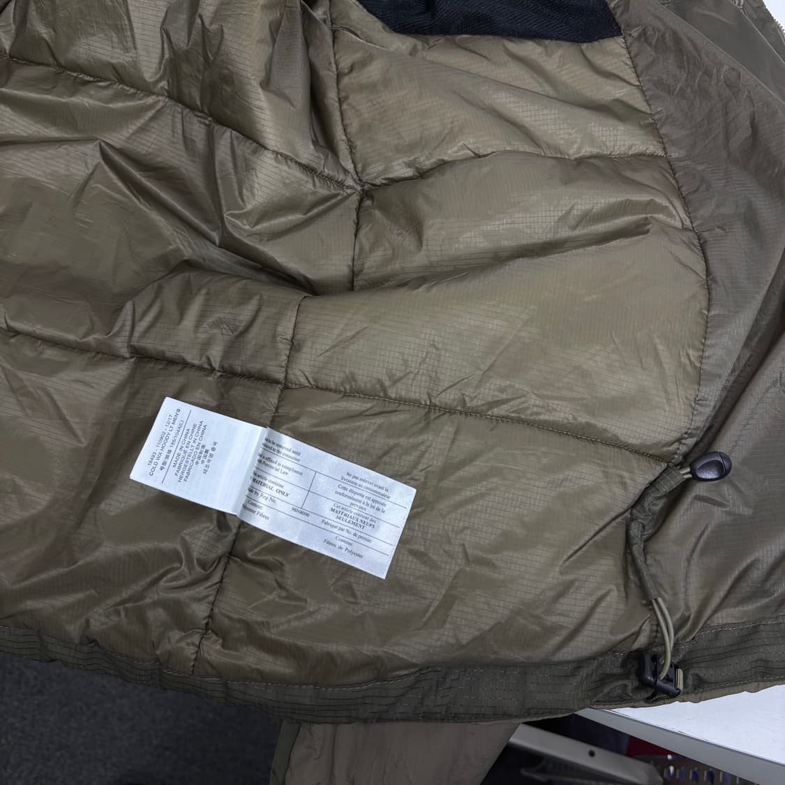 L 아크테릭스 카키 리프콜드 경량점퍼 상품이미지8