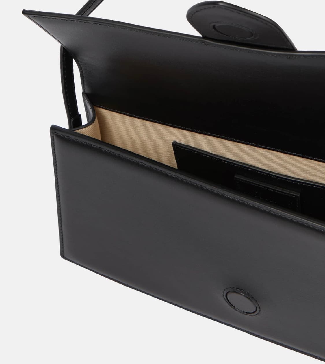 자크뮈스 르 밤비노 롱 레더 숄더백 블랙 상품이미지4