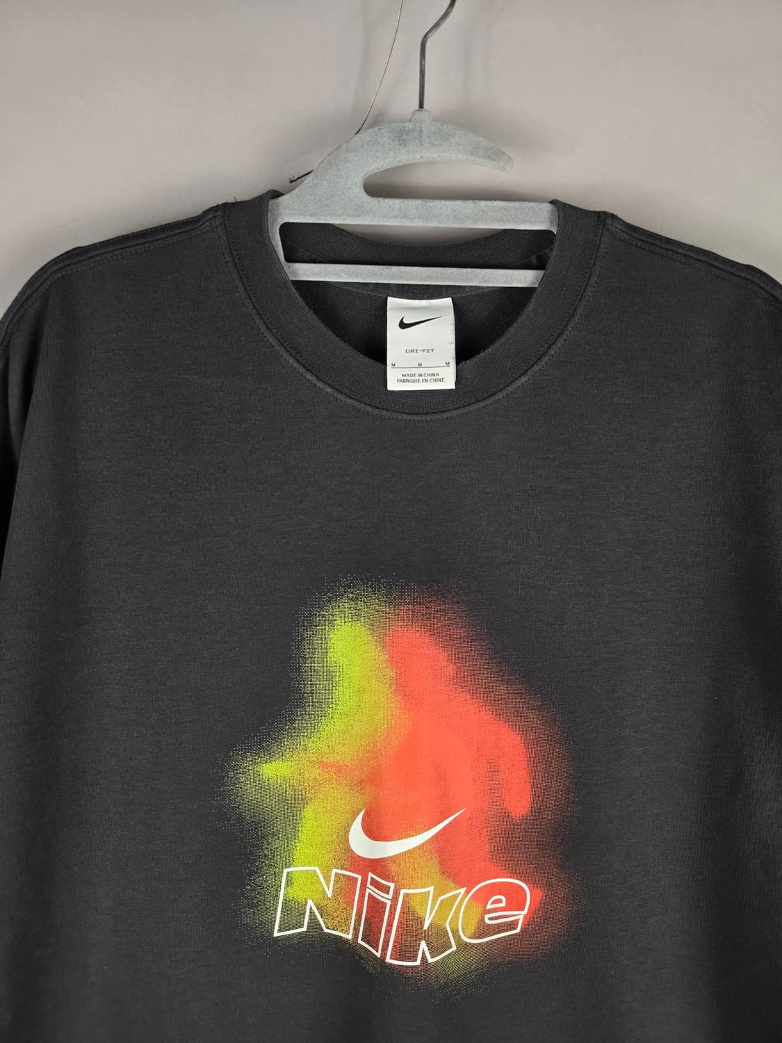 [무료배송]나이키 M 남성 드라이핏 약간 도톰 반팔 티셔츠 블랙 상품이미지2