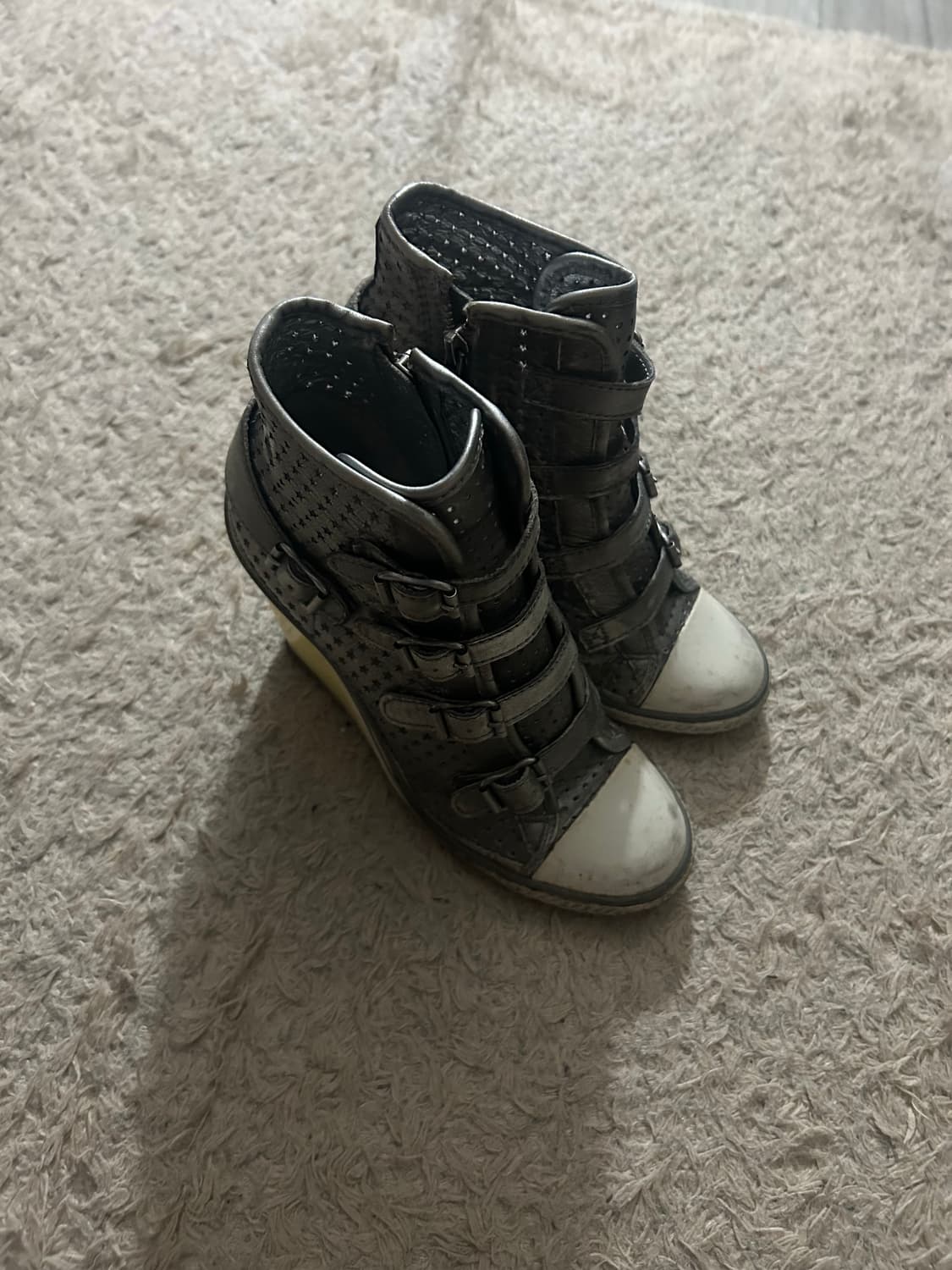 아쉬 실버 스타 웨지힐 스니커즈 상품이미지2