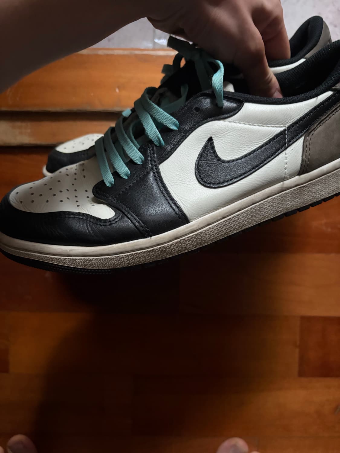 에어조던로우 모카 270 상품이미지2