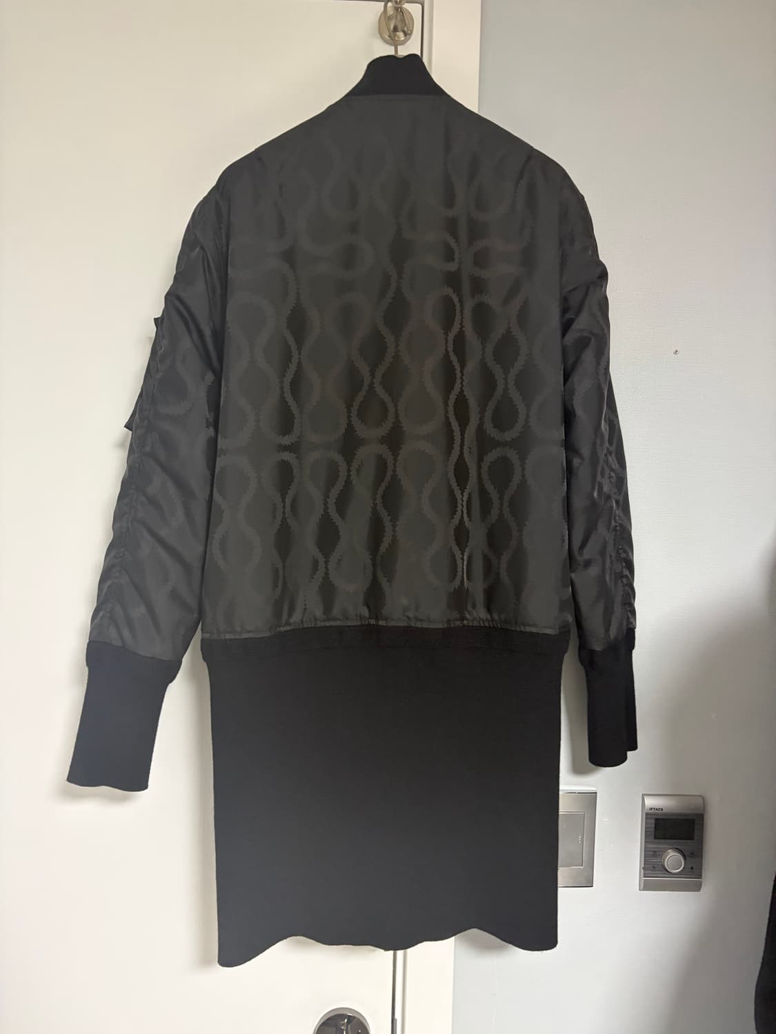 [간절기 아우터로 딱] 15AW 비비안 웨스트우드 롱 자켓 상품이미지2