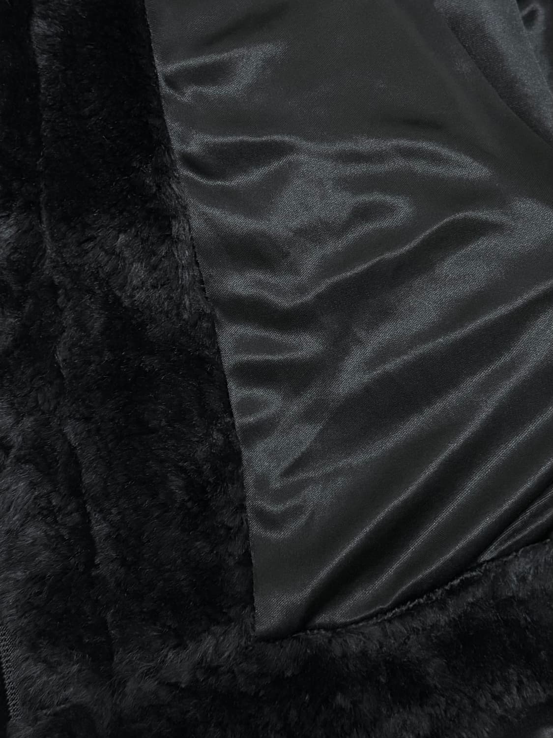 빈티지 블랙 퍼 베스트 슬리브리스 상품이미지3