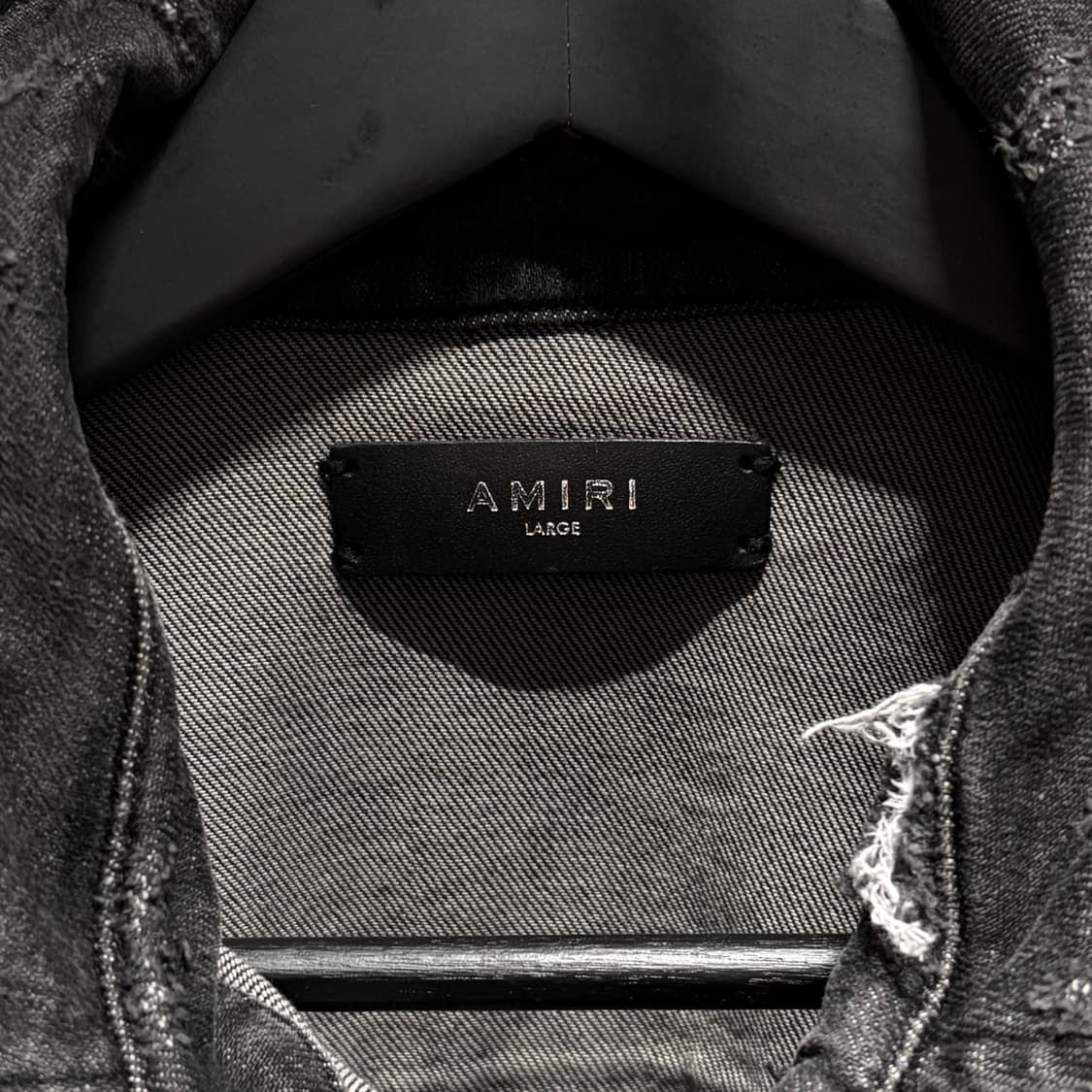 AMIRI 디스트로이드데님 흑청자켓 상품이미지8