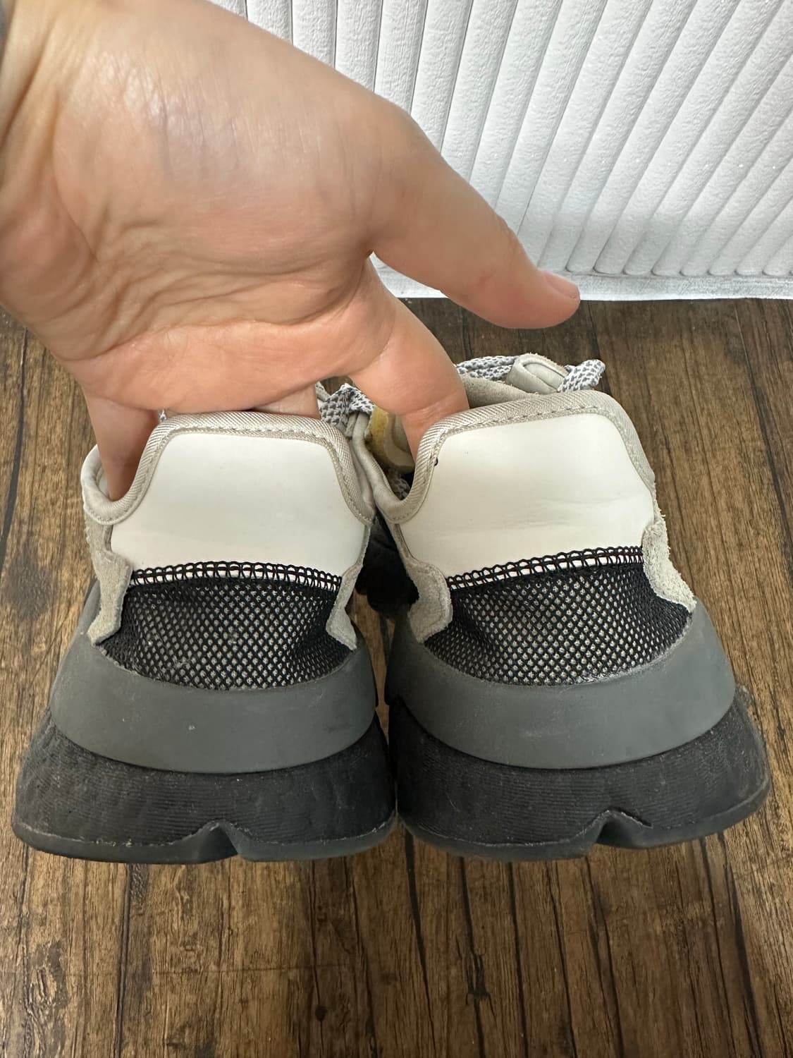 아디다스 나이트 조거 운동화 245mm 상품이미지5