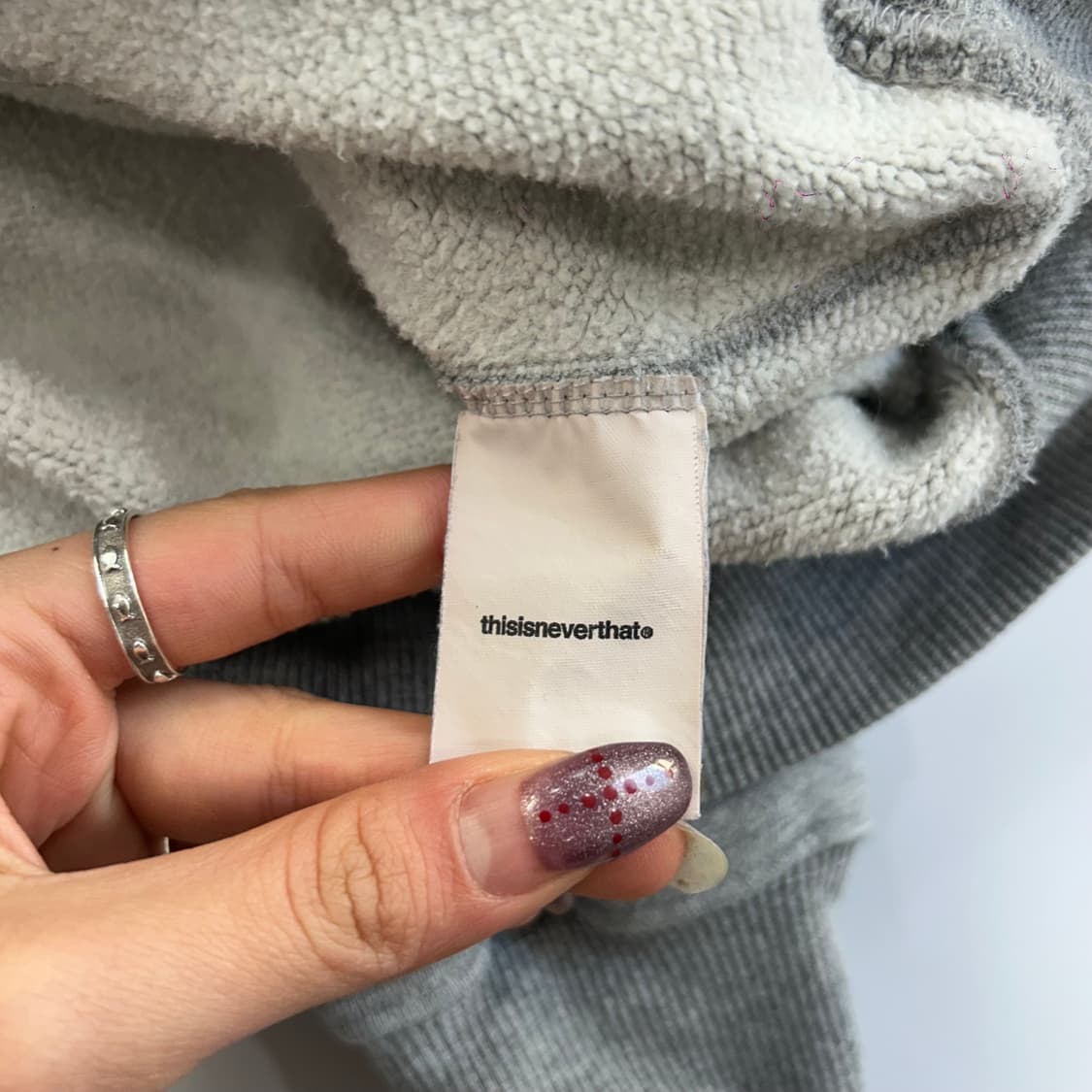 Thisisneverthat 디스이즈네버댓 네이비 로고 그레이 후드티  상품이미지7