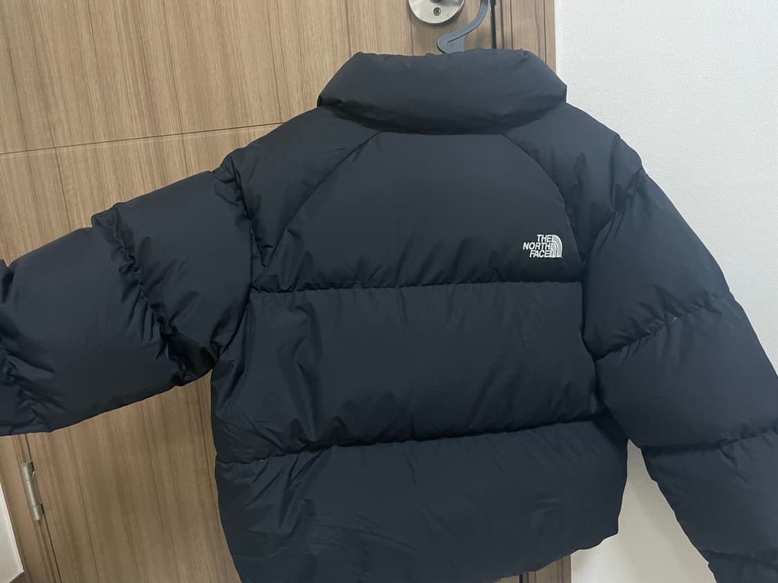 노스페이스 눕시 숏패딩 판매합니다!!! 상품이미지3