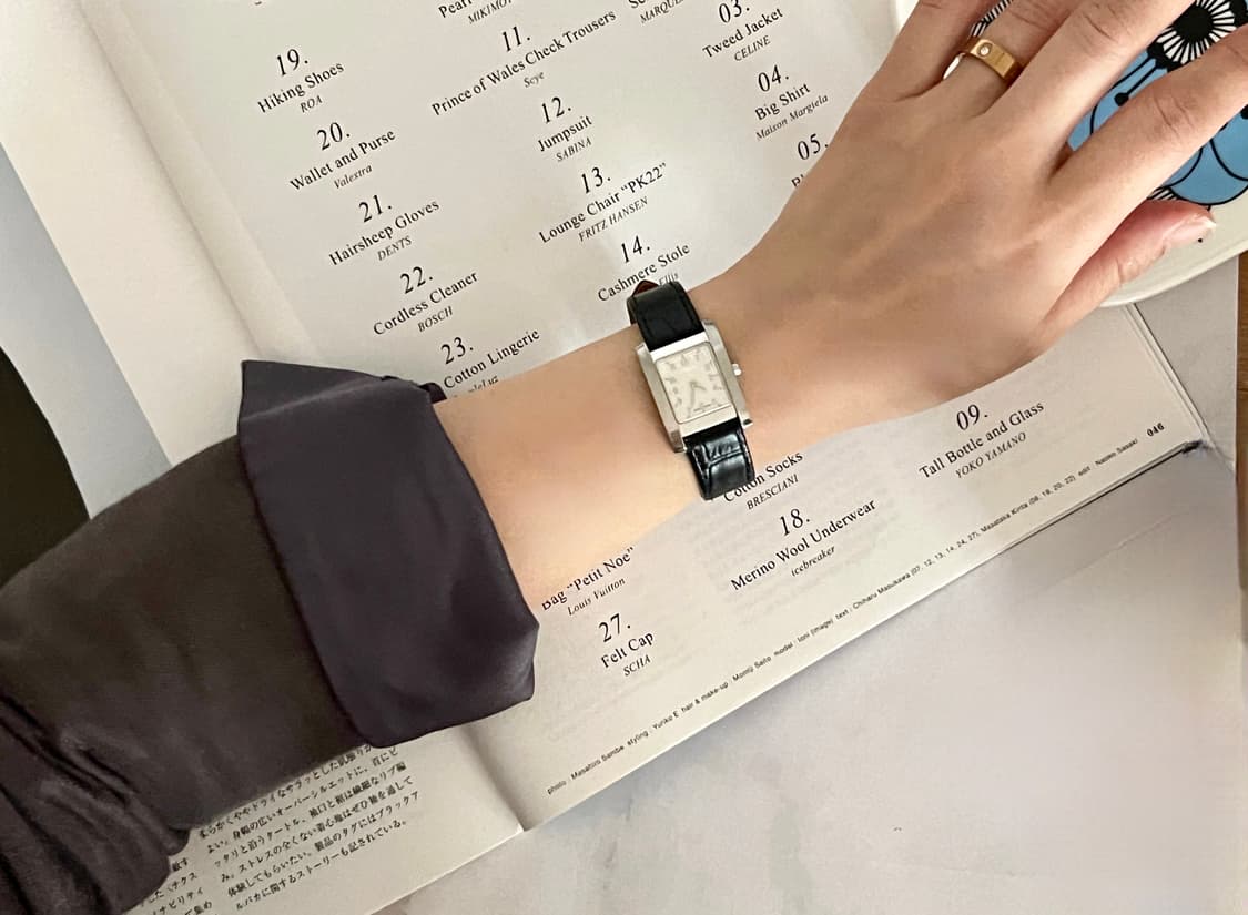 FENDI  스퀘어 화이트 다이얼 펜디 여성 시계 상품이미지9