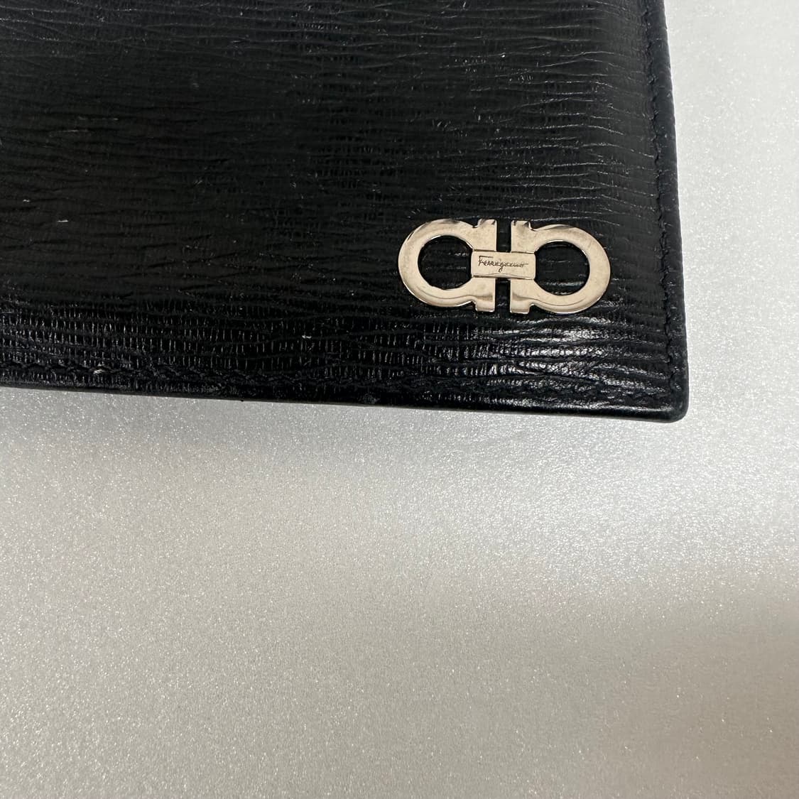 살바토레 페라가모 반지갑 남성지갑 블랙/네이비 상품이미지2