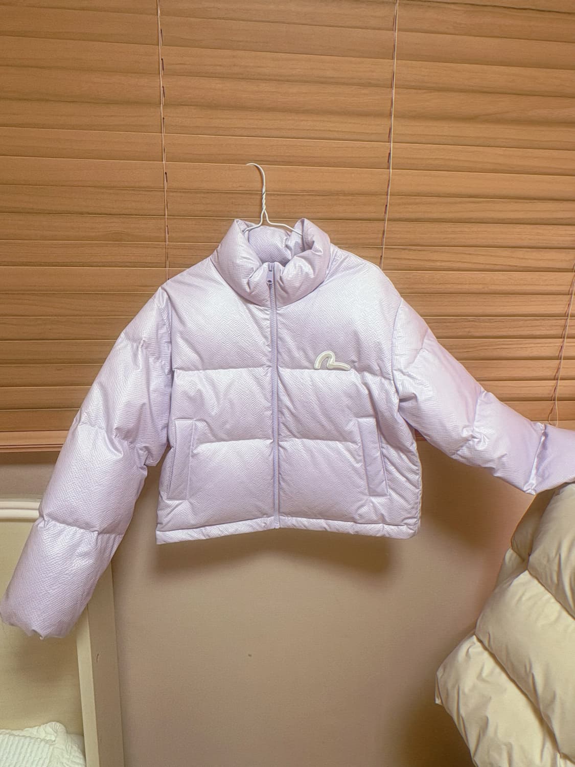 (정가 26만원)에비수 오리털 퍼플 숏패딩(새상품) 상품이미지1