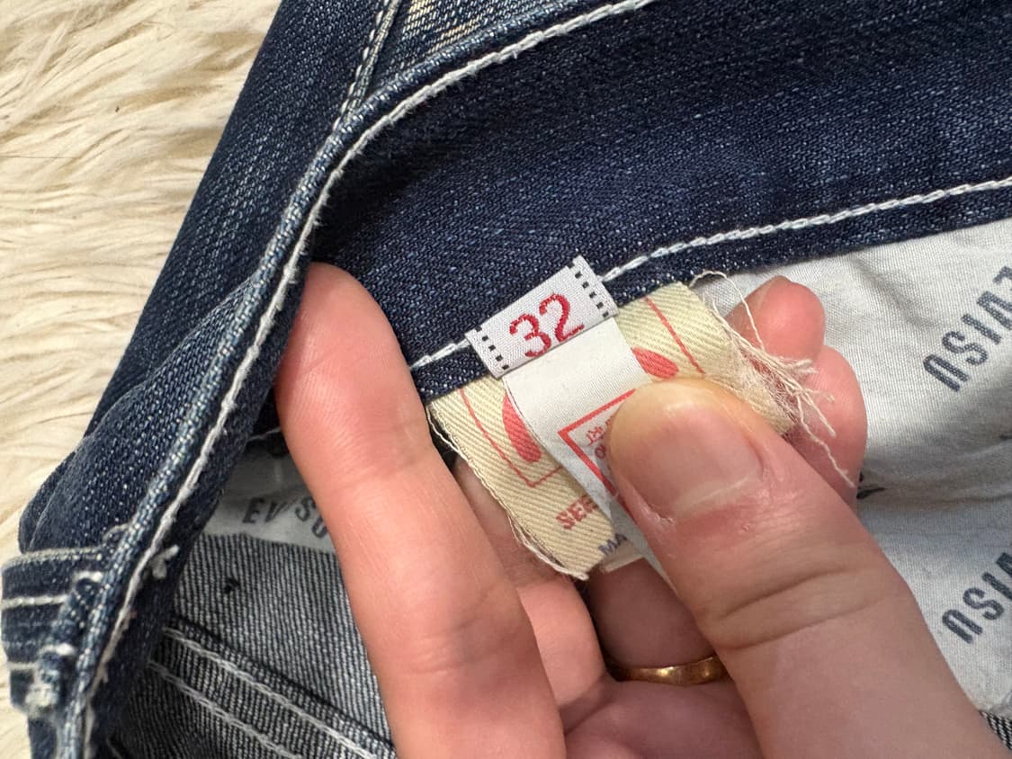 [32] 에비수 은색로고 플레어진 청바지  상품이미지6