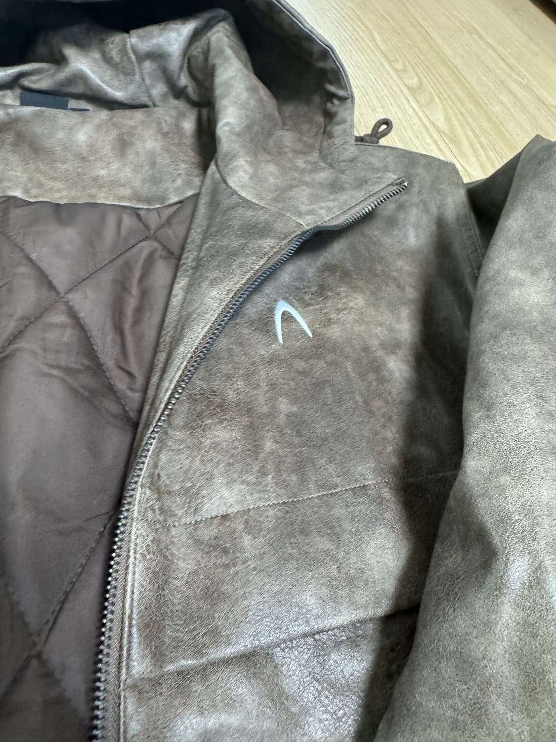 아캄 레더 자켓 상품이미지5