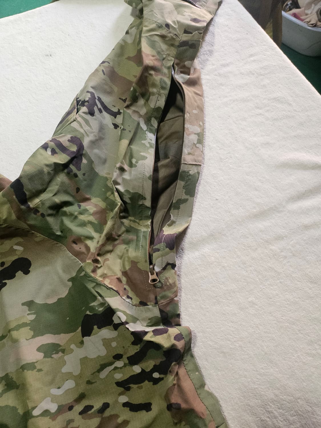 미군오리지날 신형 멀티캠 하드쉘 파카 LR 상품이미지7