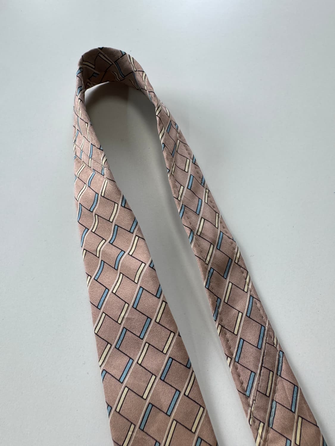 피에르가르뎅(Pierre cardin) 실크 넥타이 8.2cm 상품이미지7
